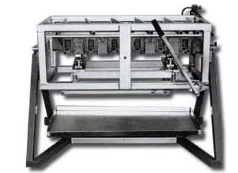 Delta cylinder head pressure tester