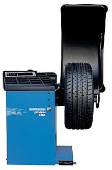 Hoffmann computerised wheel balancer